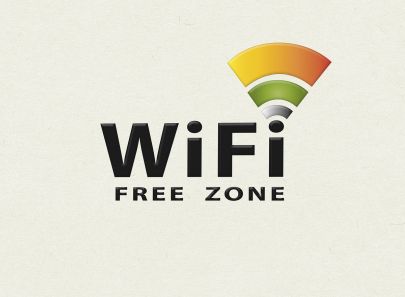 Bild mit Wlan Symbol und Text Free Zone zum Thema kostenloses Wlan im Bereich Touristeninformation Bonndorf